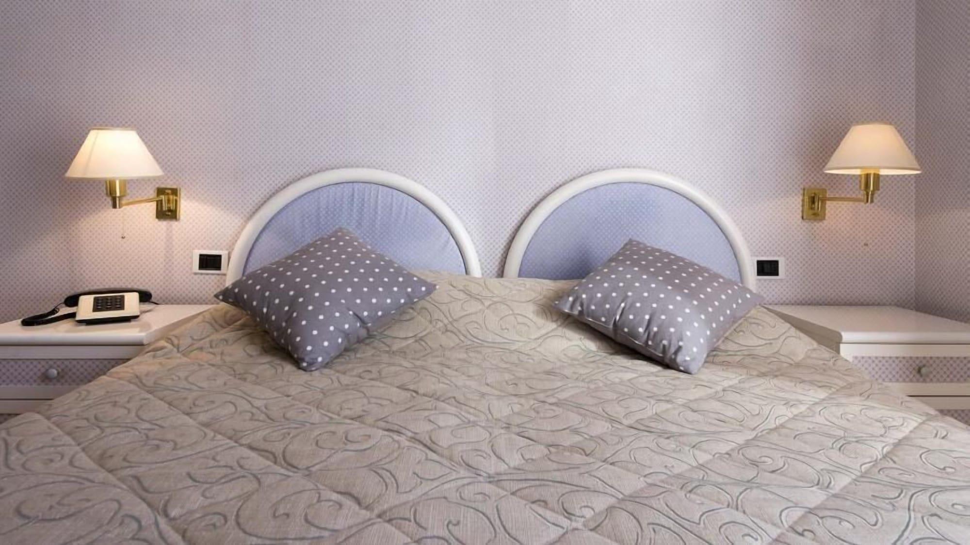Hotel Grand
